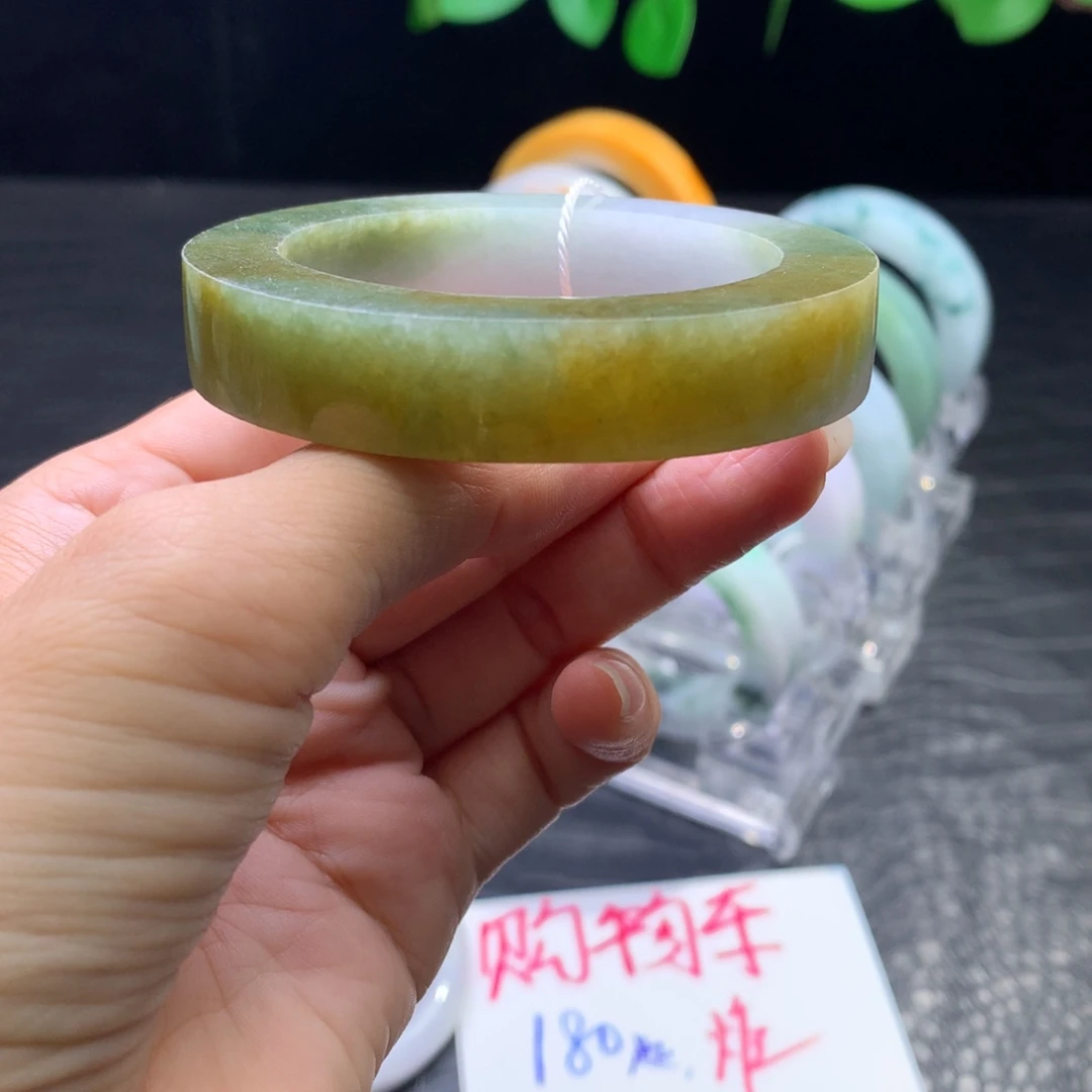 定制翡翠未镶嵌手镯定制