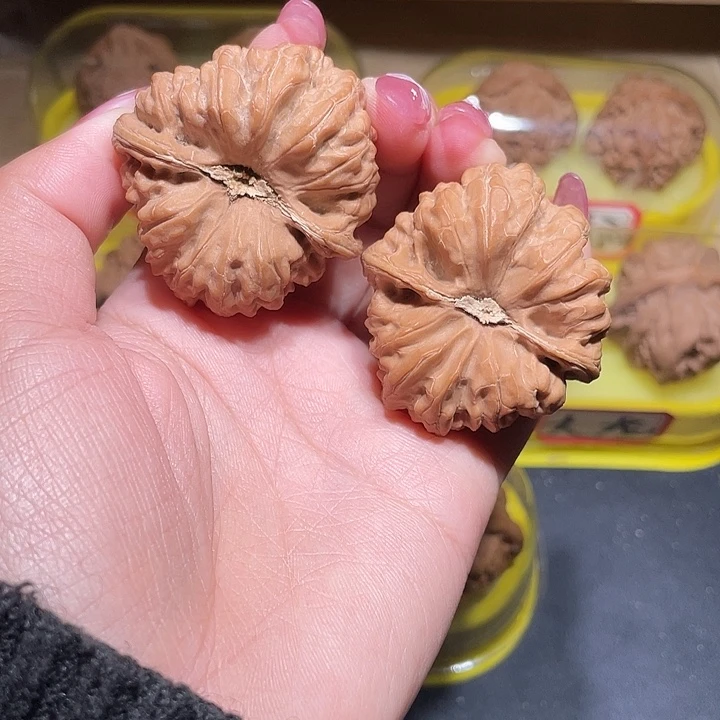 吊坠文玩核桃42平谷凹底