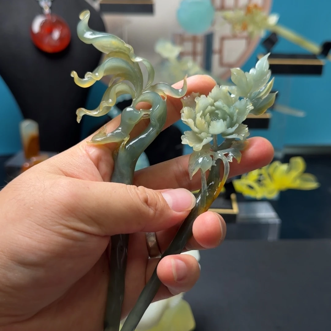 粟***米蛇纹石玉未镶嵌发饰