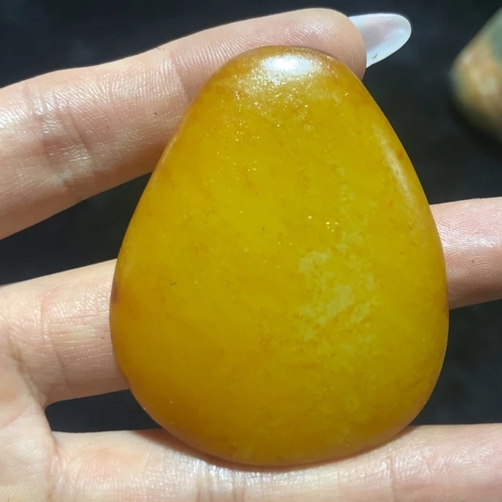 和田玉（糖玉）未镶嵌挂件