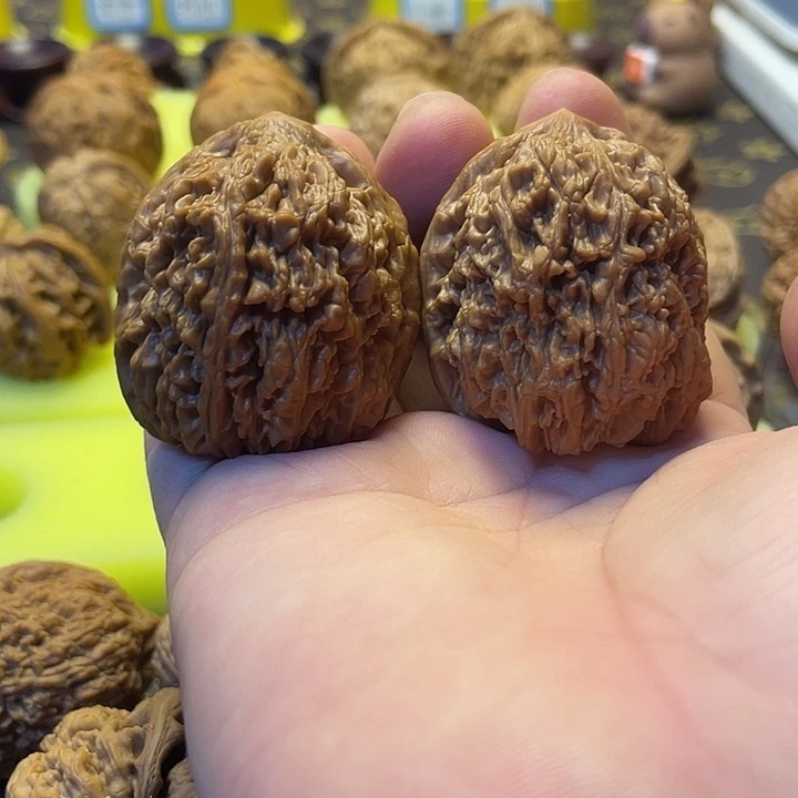 玥***a文玩核桃吊坠蒜头