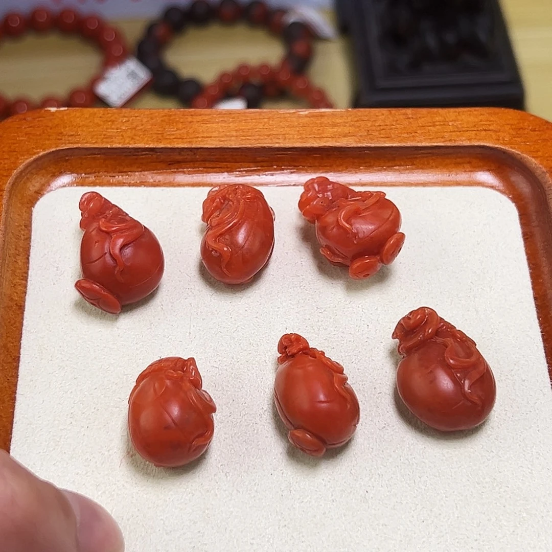 南红玛瑙未镶嵌多样性发一保山锦红南红钱袋