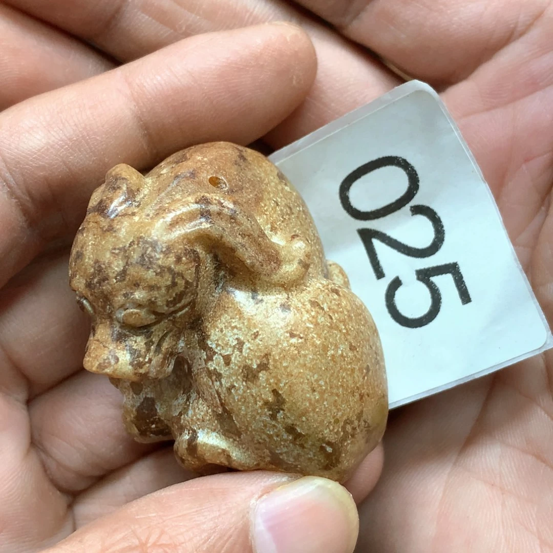 未镶嵌和田玉挂件