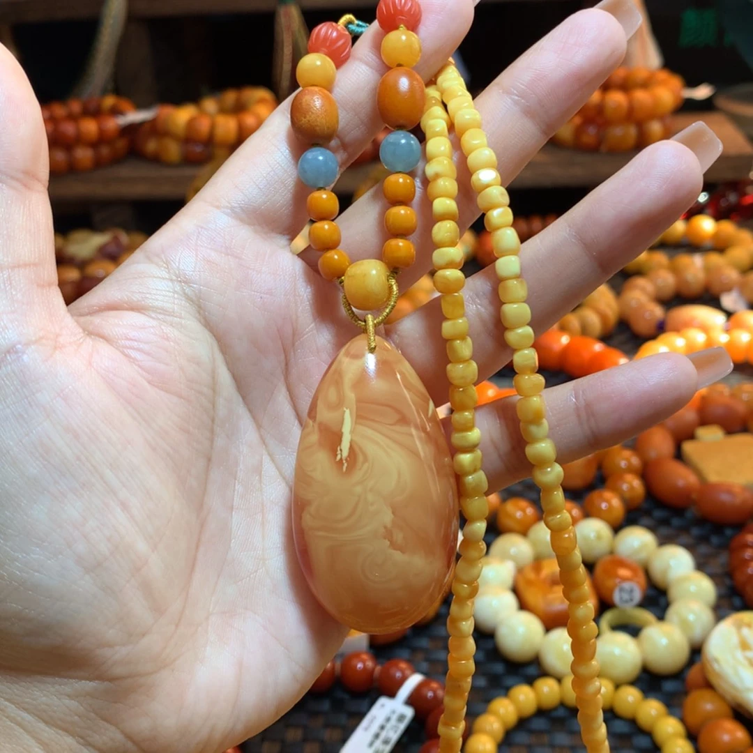 【闪购商品】蜜蜡吊坠(赠链)未镶嵌蜜蜡吊坠