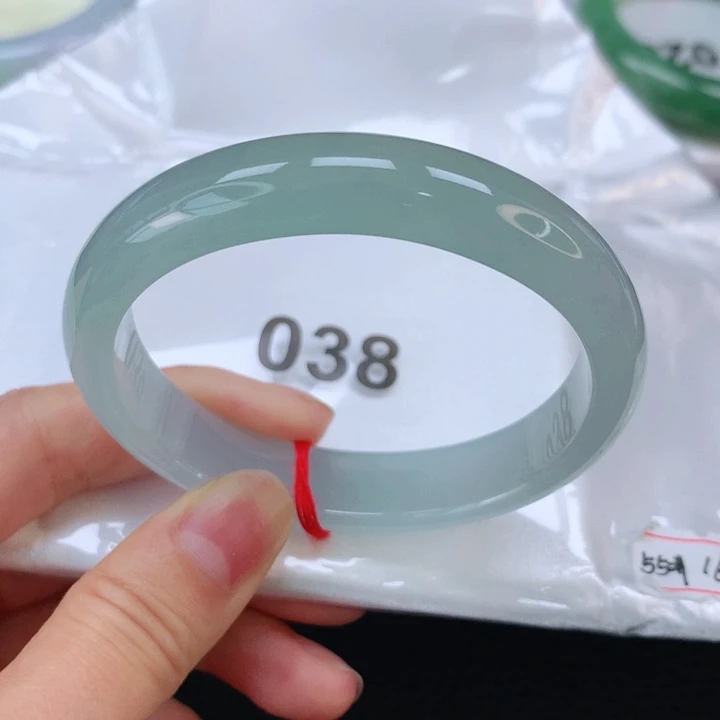 翡翠手镯未镶嵌贵妃翡翠手镯55