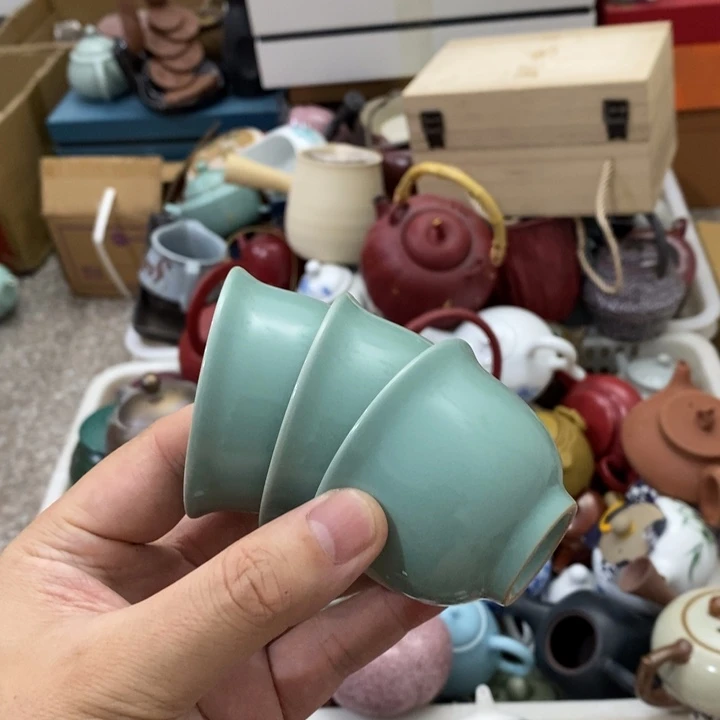 陶瓷艺术品及陶瓷壶