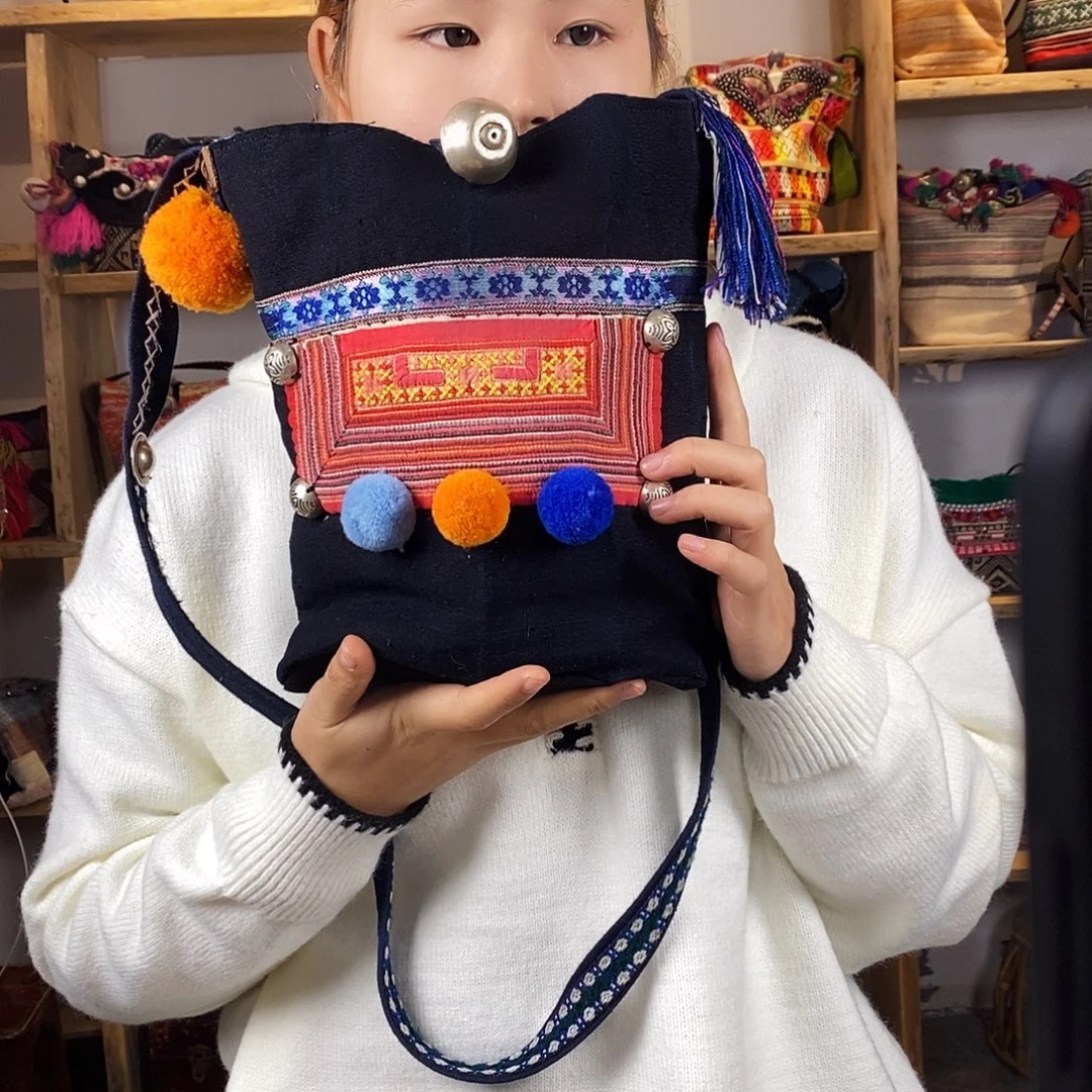 织绣手工制作包包