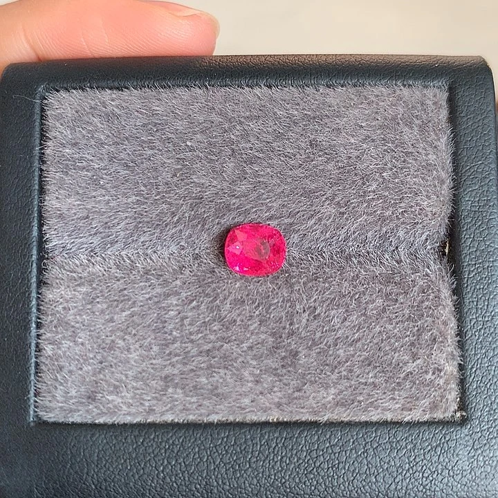 裸石尖晶石缅甸抹谷天然无烧粉尖晶1.16ct