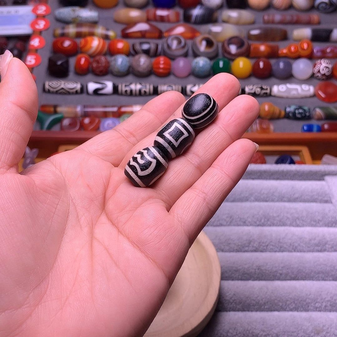 冷***知玛瑙/玉髓未镶嵌颈饰