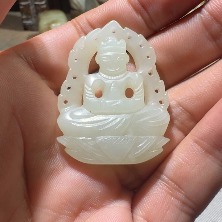 太***媒和田玉（糖玉）未镶嵌挂件