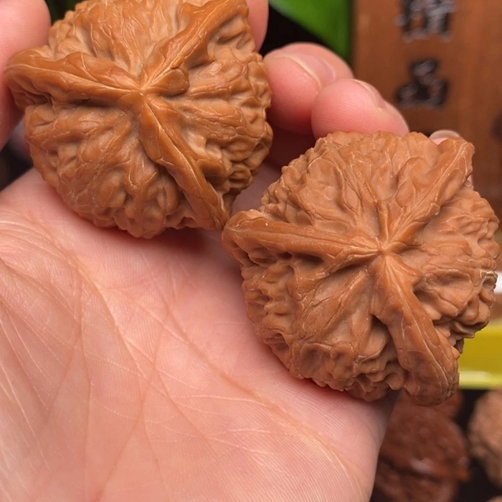 吊坠文玩核桃宫灯奔
