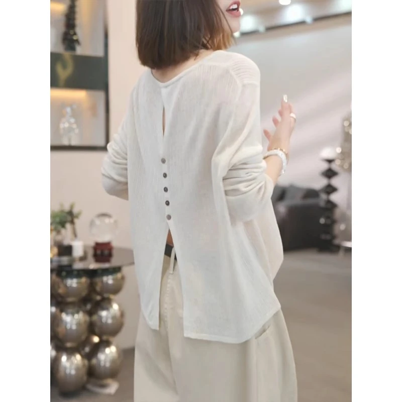 后背镂空排扣防晒罩衫女2025年夏季新款长袖t恤宽松休闲百搭上衣