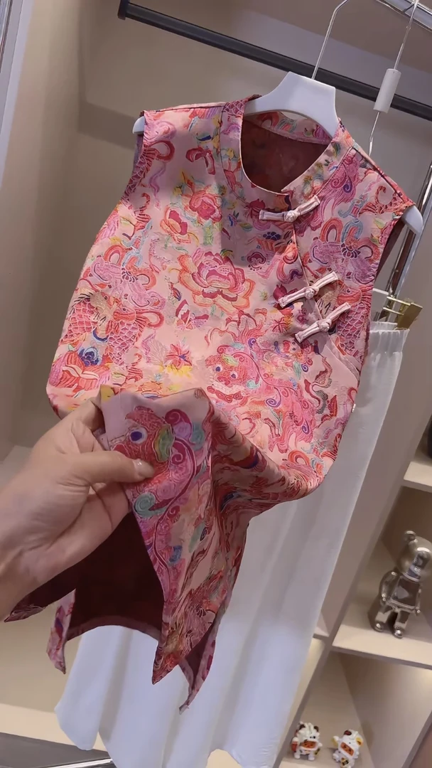 中式国风女装2025新款夏季气质设计感无袖衬衫玫印花盘扣上衣