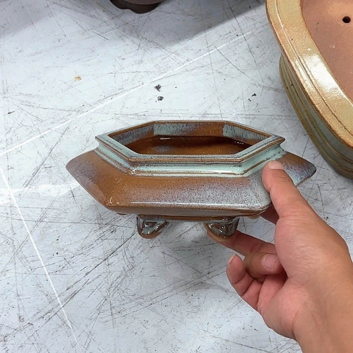 紫砂花盆紫砂的颜色很好看呀