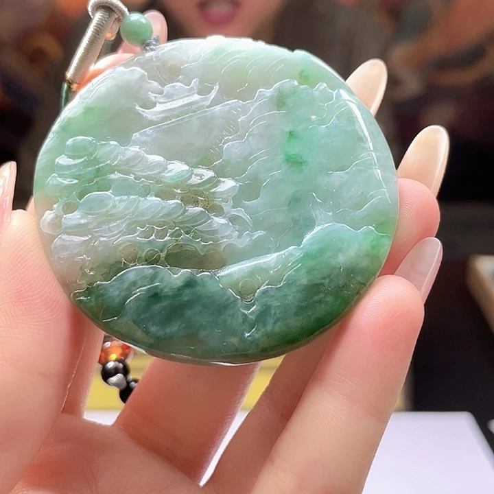 翡翠未镶嵌颈饰吊坠