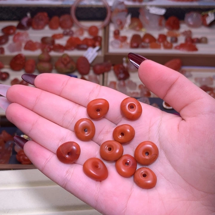 南红玛瑙合金颈饰藏扣