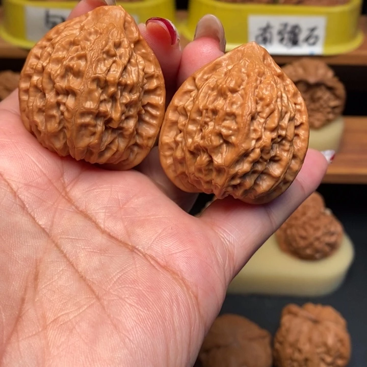 吊坠文玩核桃39金牛