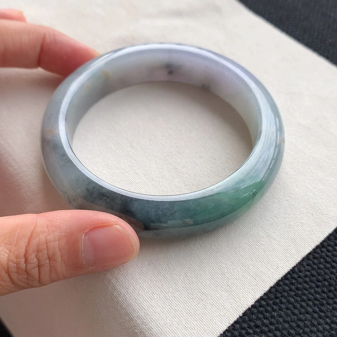 翡翠未镶嵌手镯17号57