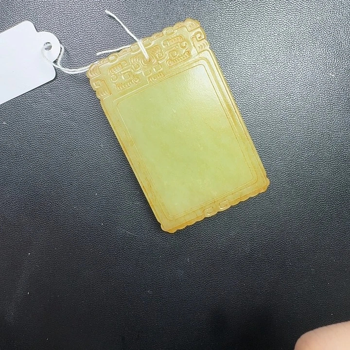 敏***风和田玉未镶嵌挂件