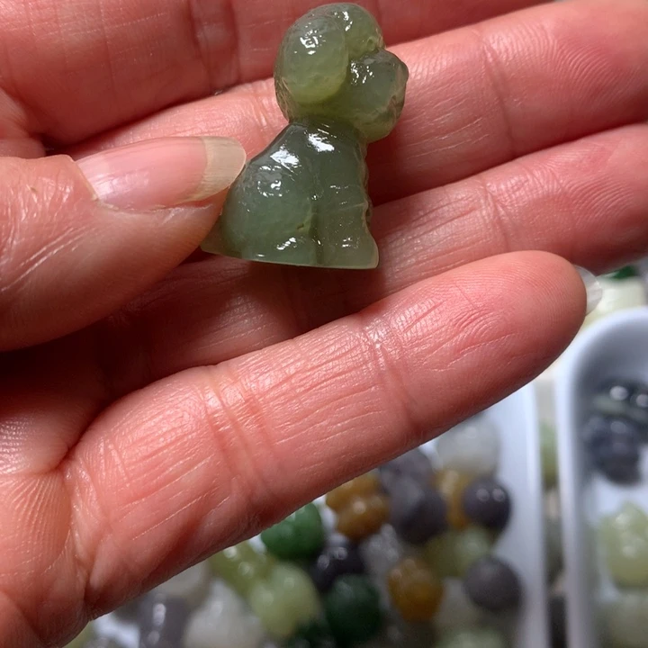 和田玉（糖玉）未镶嵌珠宝奇石