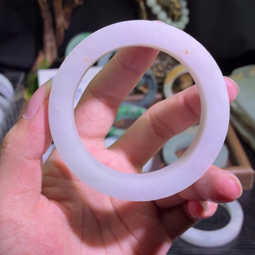定制翡翠未镶嵌天然翡翠A货毛胚手镯
