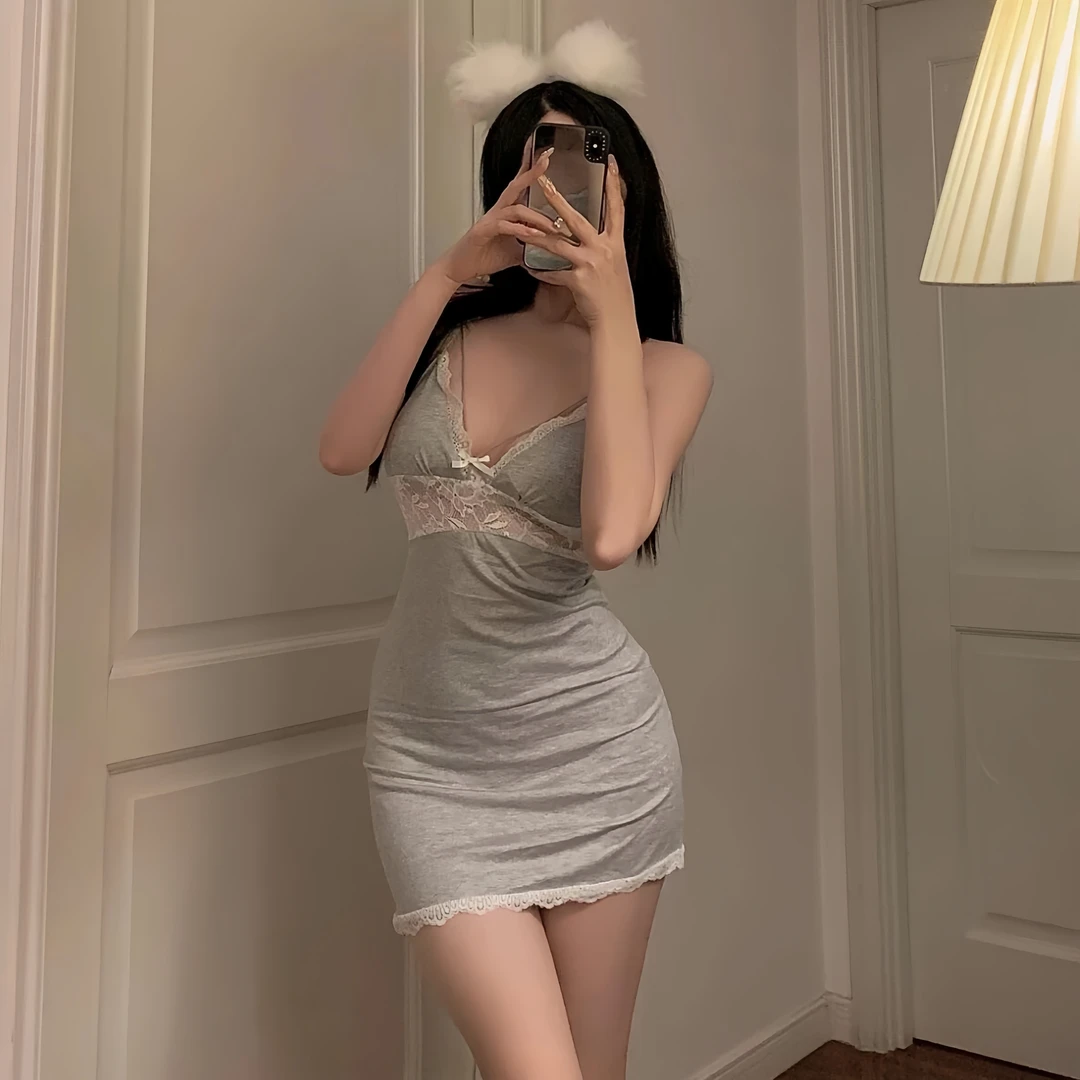 【少女心事】纯欲舒适纯色睡衣露背加胸垫吊带睡裙连衣裙女士家居服