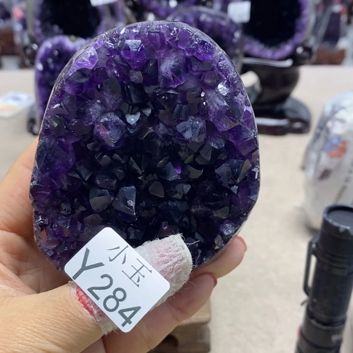 未镶嵌水晶大型摆件（非配饰）摆件