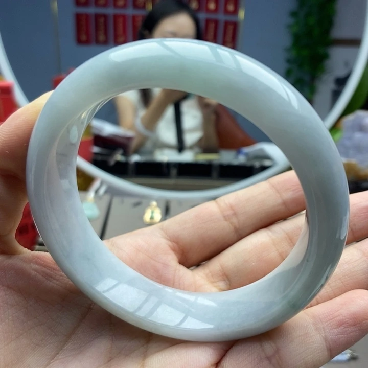 翡翠手镯未镶嵌手镯56