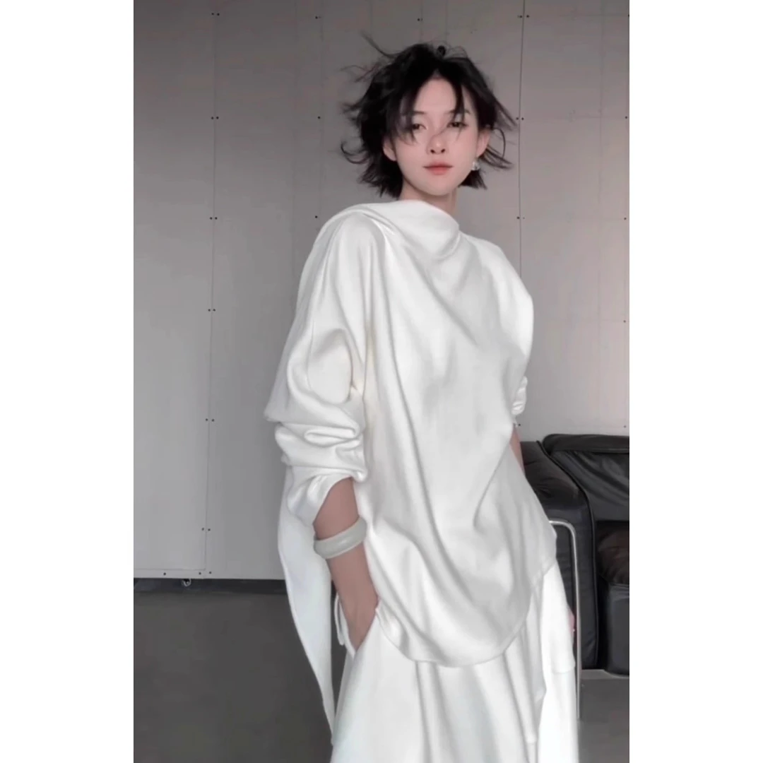 2025新款高级感漂亮小众设计感时髦减龄掐腰绝美白色飘带卫衣上衣