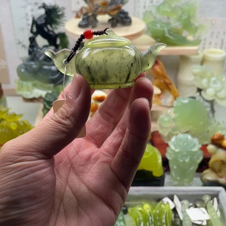 蛇纹石玉未镶嵌四大名玉手把