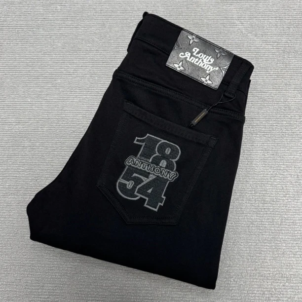 2025秋冬新款 L8357防掉色设计师进口百搭1854黑色小直筒牛仔裤