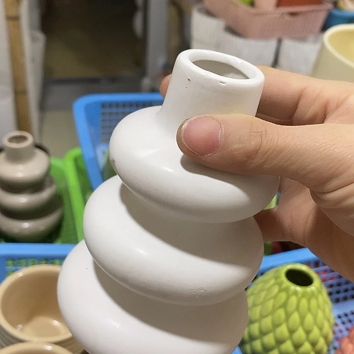 摆件陶陶盆有孔 瑕疵针孔漏釉介意勿拍外口 3外高15