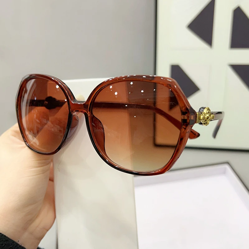 网红墨镜女ins街拍太阳镜时尚防紫外线舒适眼镜2025年新款显脸小