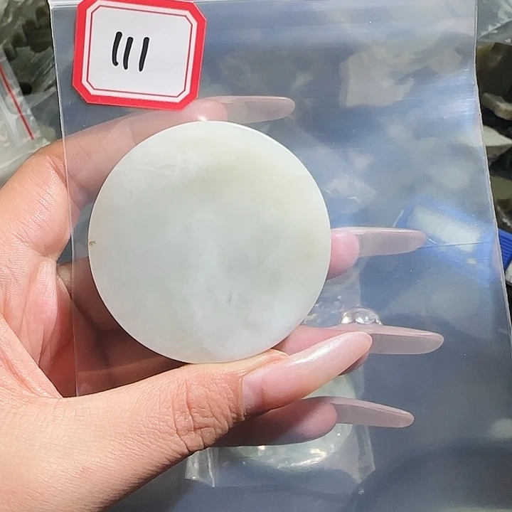 和田玉未镶嵌珠宝半成品