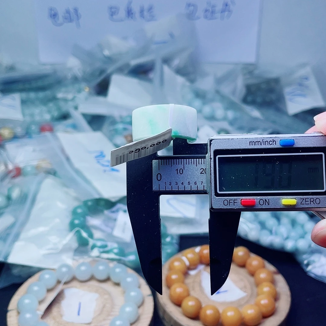 未镶嵌戒指翡翠戒圈