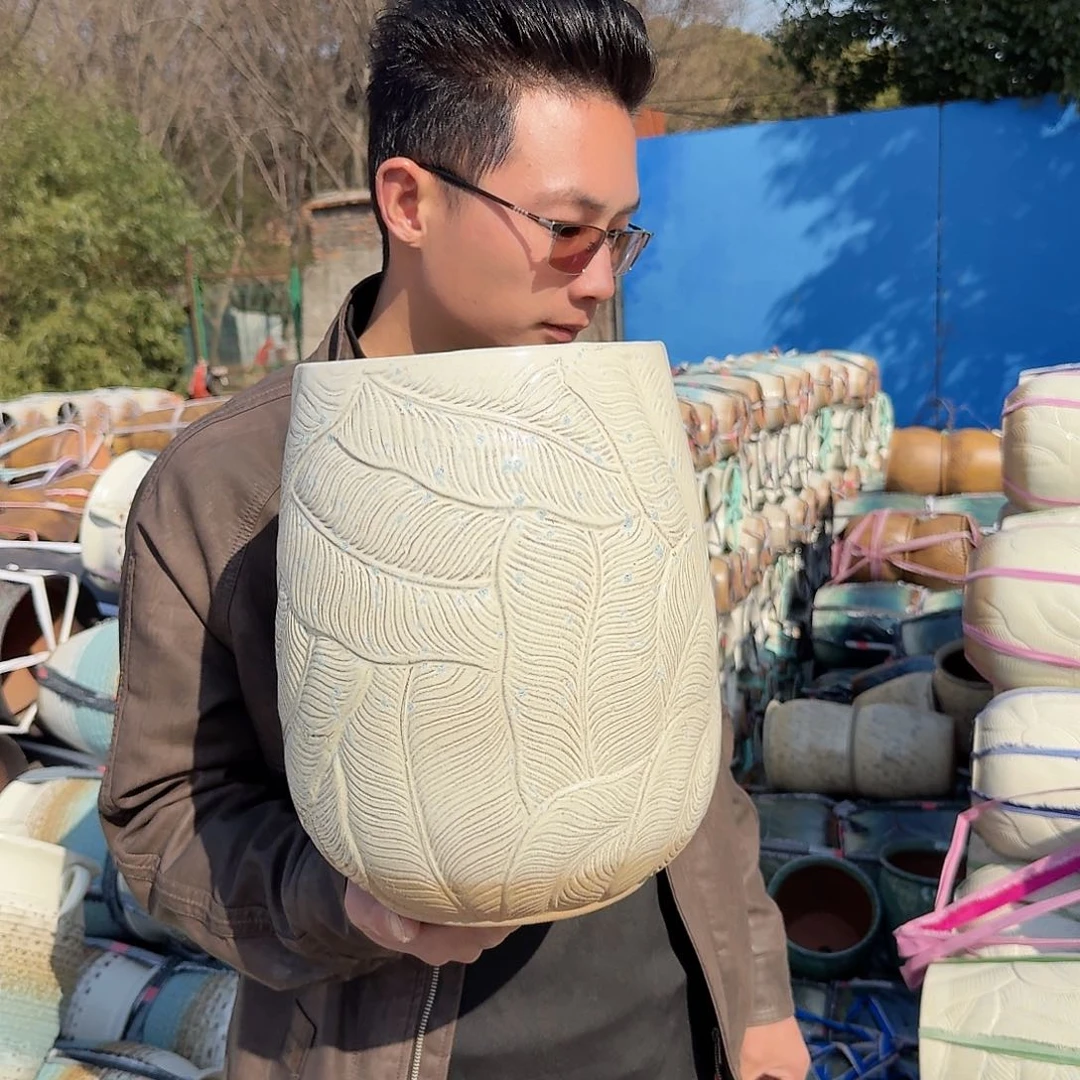 紫砂花盆口21高31（一个芭蕉叶白色