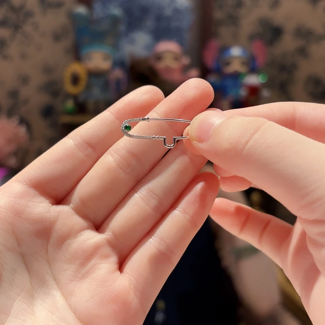 翡翠18K金镶嵌颈饰胸针