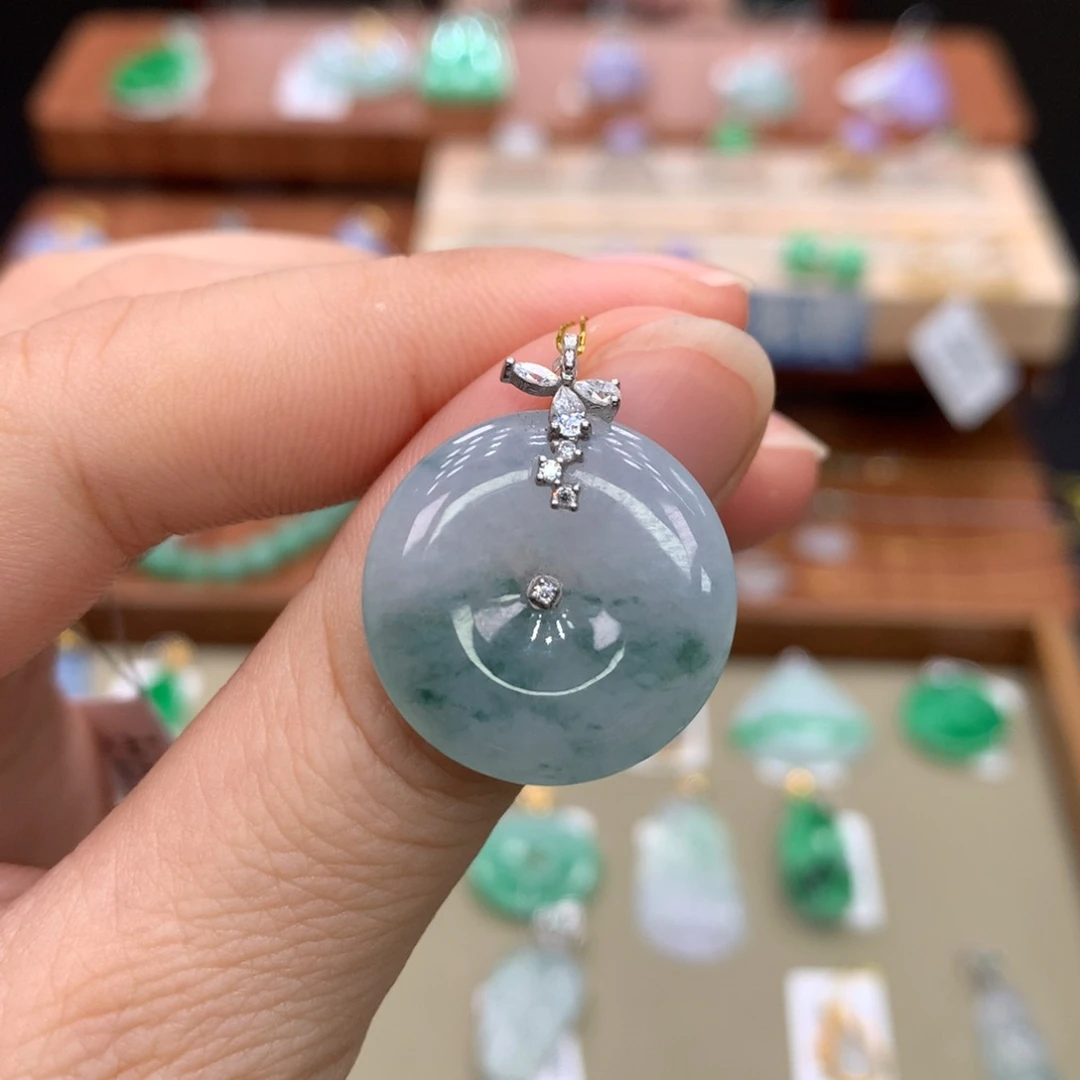 翡翠18K金镶嵌吊坠(不含链)