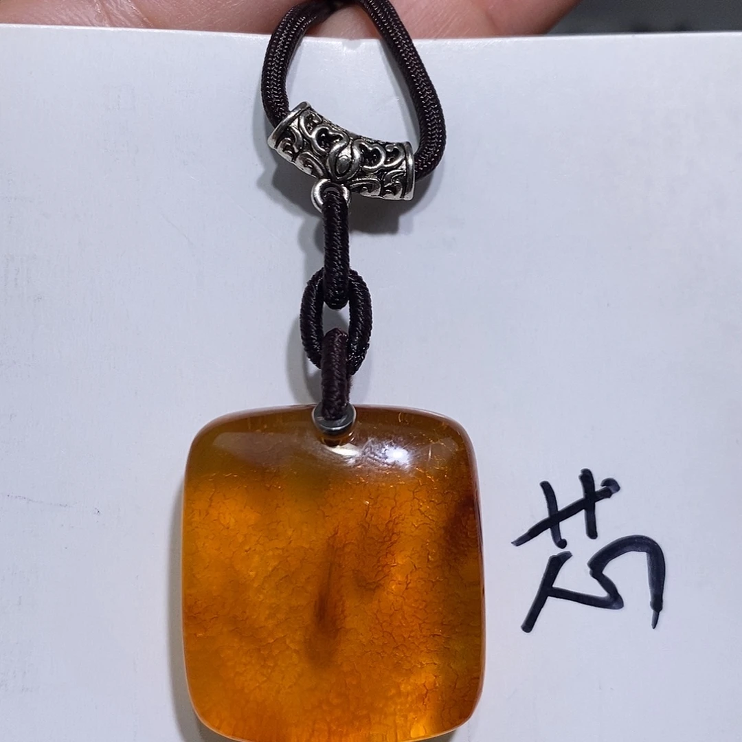 定制琥珀未镶嵌蜜蜡