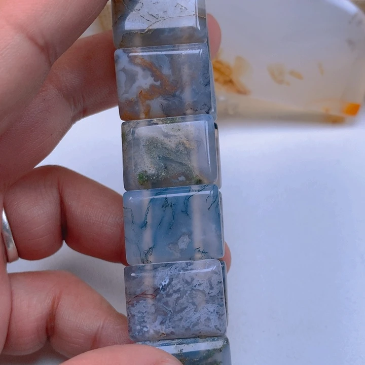 玛瑙/玉髓颈饰未镶嵌芷*