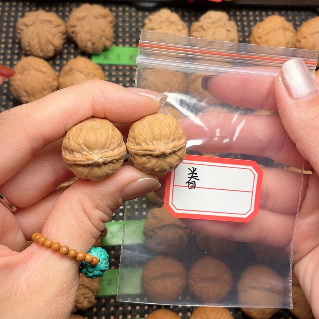 文玩核桃吊坠眷*23尺全品瓷娃娃