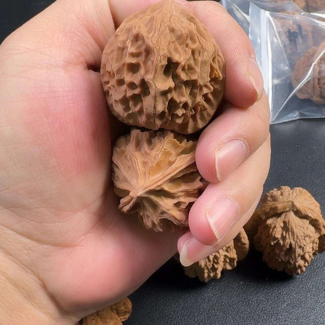 阴***子大叶紫檀（黑酸枝木类）