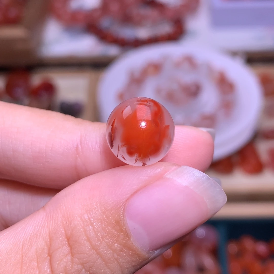 南红玛瑙未镶嵌珠宝半成品飘花3