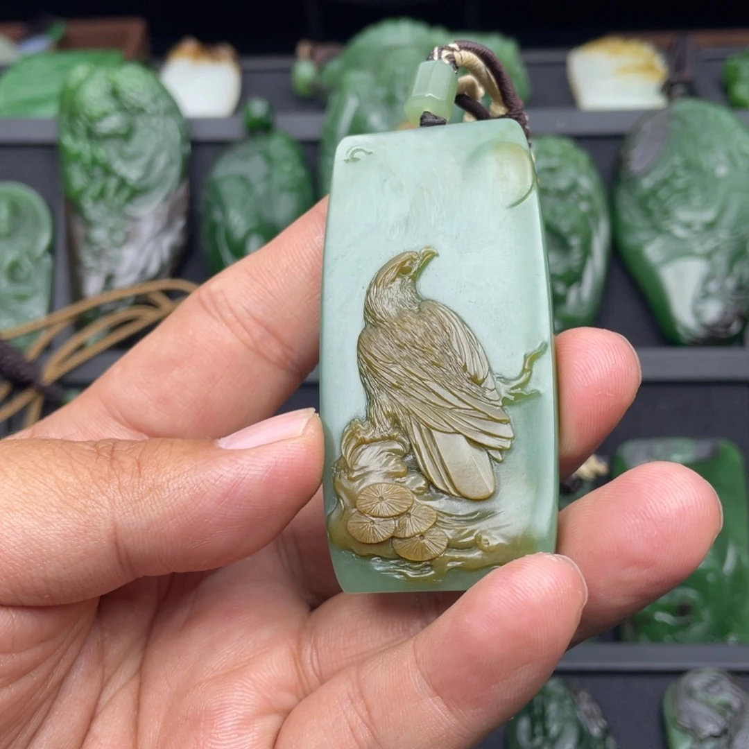 和田玉颈饰未镶嵌陆**玖