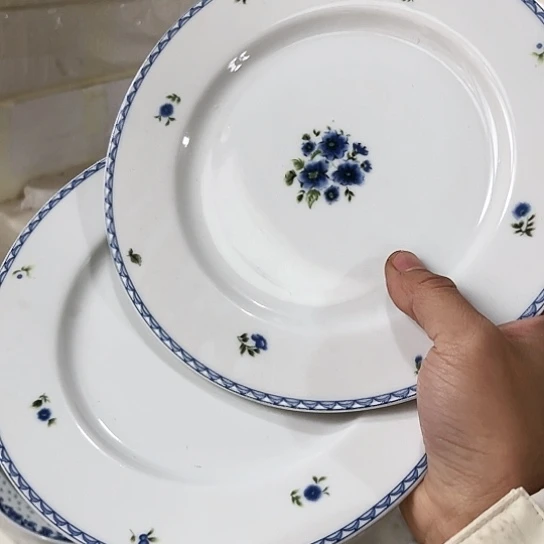 盘8寸平盘两个陶瓷陶瓷