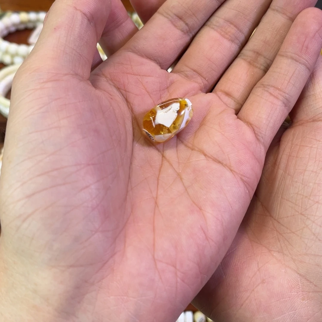 赤***道琥珀未镶嵌裸石BF145金瓷白三通