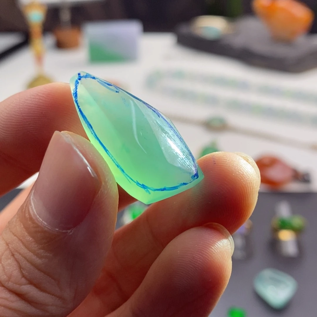 定制翡翠未镶嵌包工