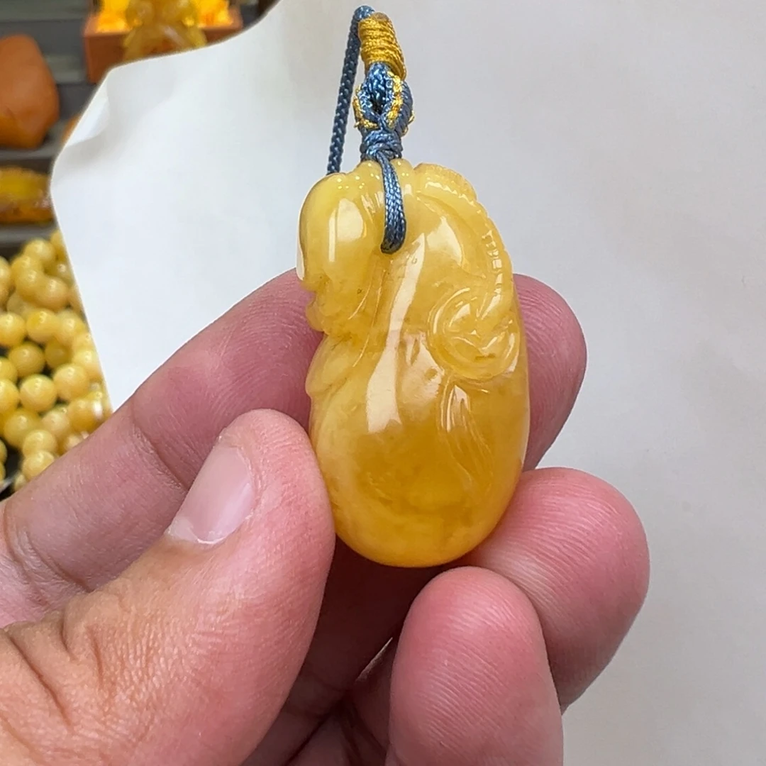 蜜蜡未镶嵌珠宝奇石7克