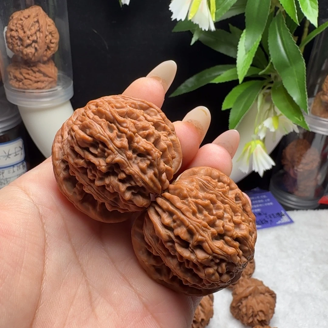 大***派把件文玩核桃43平谷楼