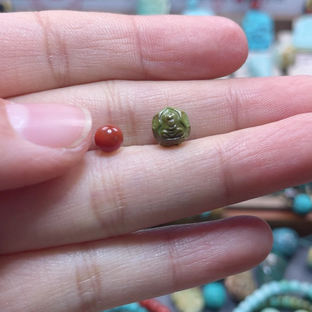 南红玛瑙配饰未镶嵌